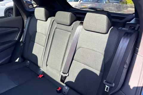 DC21RZK Nissan Qashqai 1.3 DIG-T MHEV Premiere Edition Euro 6 (s/s) 5dr Thumbnail #20