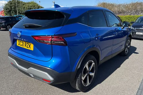 DC21RZK Nissan Qashqai 1.3 DIG-T MHEV Premiere Edition Euro 6 (s/s) 5dr Thumbnail #37