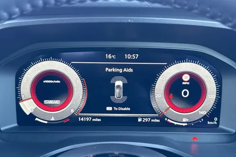 DC21RZK Nissan Qashqai 1.3 DIG-T MHEV Premiere Edition Euro 6 (s/s) 5dr Thumbnail #50