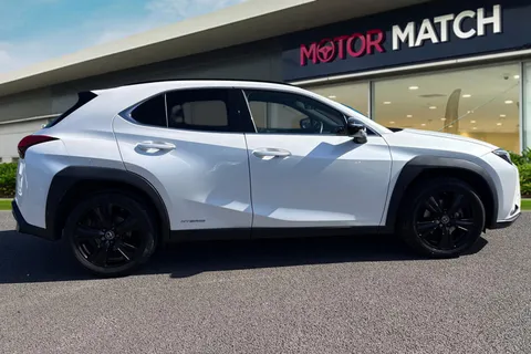 DF21UGR Lexus Ux 2.0 250h E-CVT Euro 6 (s/s) 5dr Thumbnail #4