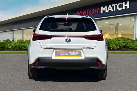 DF21UGR Lexus Ux 2.0 250h E-CVT Euro 6 (s/s) 5dr Thumbnail #5