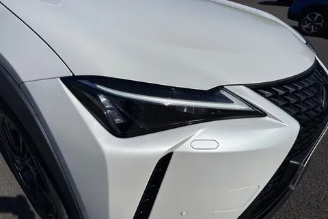 DF21UGR Lexus Ux 2.0 250h E-CVT Euro 6 (s/s) 5dr Thumbnail #10