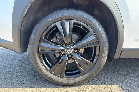 DF21UGR Lexus Ux 2.0 250h E-CVT Euro 6 (s/s) 5dr Thumbnail #12