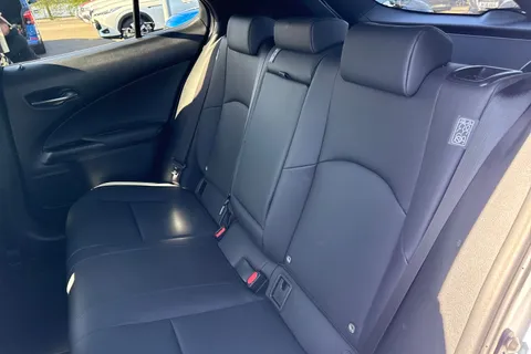 DF21UGR Lexus Ux 2.0 250h E-CVT Euro 6 (s/s) 5dr Thumbnail #20