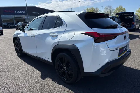 DF21UGR Lexus Ux 2.0 250h E-CVT Euro 6 (s/s) 5dr Thumbnail #31