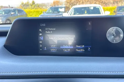 DF21UGR Lexus Ux 2.0 250h E-CVT Euro 6 (s/s) 5dr Thumbnail #46