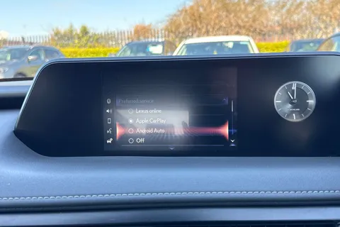 DF21UGR Lexus Ux 2.0 250h E-CVT Euro 6 (s/s) 5dr Thumbnail #52