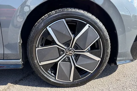 KR75XCO Volkswagen Golf 2.0 TDI 150 Black Edition DSG  ⭐ Head-up display,  DCC, Panoramic sunroof⭐ Thumbnail #11