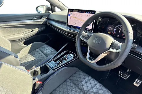 KR75XCO Volkswagen Golf 2.0 TDI 150 Black Edition DSG  ⭐ Head-up display,  DCC, Panoramic sunroof⭐ Thumbnail #15