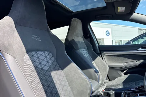 KR75XCO Volkswagen Golf 2.0 TDI 150 Black Edition DSG  ⭐ Head-up display,  DCC, Panoramic sunroof⭐ Thumbnail #25