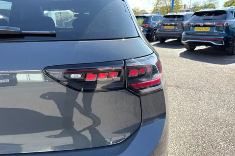 KR75XCO Volkswagen Golf 2.0 TDI 150 Black Edition DSG  ⭐ Head-up display,  DCC, Panoramic sunroof⭐ Thumbnail #27