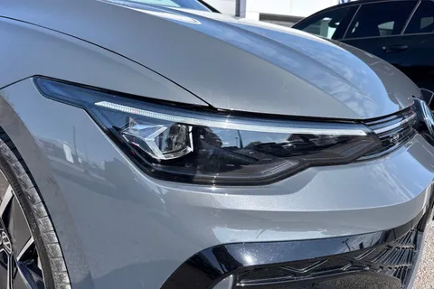 KR75XCO Volkswagen Golf 2.0 TDI 150 Black Edition DSG  ⭐ Head-up display,  DCC, Panoramic sunroof⭐ Thumbnail #30