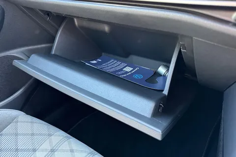 KR75XCO Volkswagen Golf 2.0 TDI 150 Black Edition DSG  ⭐ Head-up display,  DCC, Panoramic sunroof⭐ Thumbnail #43