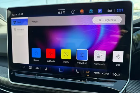 KR75XCO Volkswagen Golf 2.0 TDI 150 Black Edition DSG  ⭐ Head-up display,  DCC, Panoramic sunroof⭐ Thumbnail #55