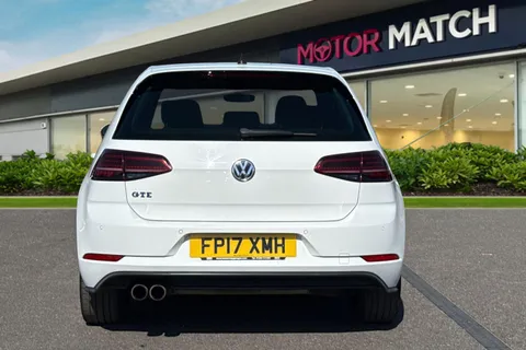 FP17XMH Volkswagen Golf 1.4 TSI 8.7kWh GTE Advance DSG Euro 6 (s/s) 5dr Thumbnail #4