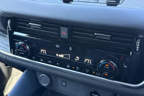 YE23BVU Nissan Qashqai 1.5 h e-POWER Tekna Auto Euro 6 (s/s) 5dr Thumbnail #20