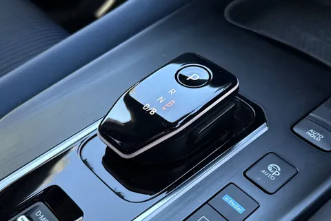 YE23BVU Nissan Qashqai 1.5 h e-POWER Tekna Auto Euro 6 (s/s) 5dr Thumbnail #21