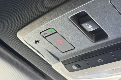 YE23BVU Nissan Qashqai 1.5 h e-POWER Tekna Auto Euro 6 (s/s) 5dr Thumbnail #50