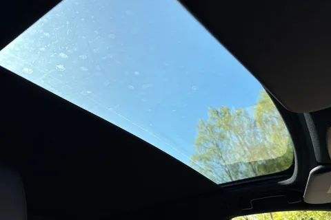 YE23BVU Nissan Qashqai 1.5 h e-POWER Tekna Auto Euro 6 (s/s) 5dr Thumbnail #51