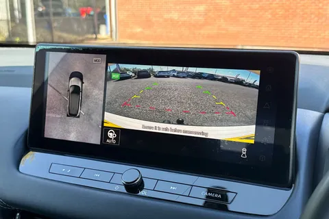 YE23BVU Nissan Qashqai 1.5 h e-POWER Tekna Auto Euro 6 (s/s) 5dr Thumbnail #54