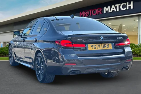 YG71URX BMW 5 Series 3.0 530d MHT M Sport Steptronic xDrive Euro 6 (s/s) 4dr Thumbnail #3