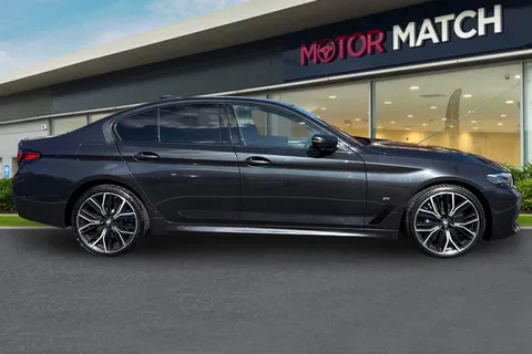 YG71URX BMW 5 Series 3.0 530d MHT M Sport Steptronic xDrive Euro 6 (s/s) 4dr Thumbnail #4