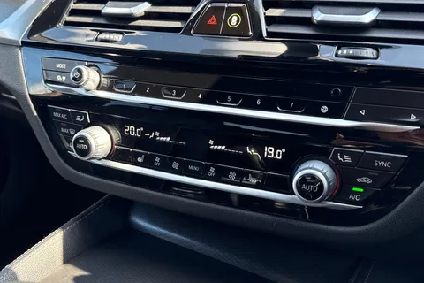 YG71URX BMW 5 Series 3.0 530d MHT M Sport Steptronic xDrive Euro 6 (s/s) 4dr Thumbnail #20