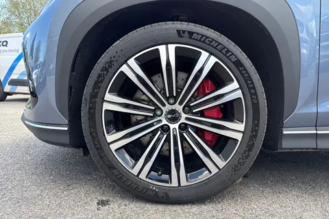 LB25YTH BYD Sealion 7 82.5kWh Design Auto AWD 5dr Thumbnail #25