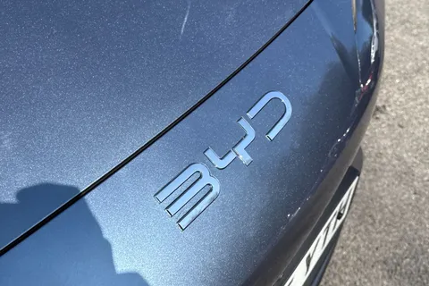 LB25YTH BYD Sealion 7 82.5kWh Design Auto AWD 5dr Thumbnail #26