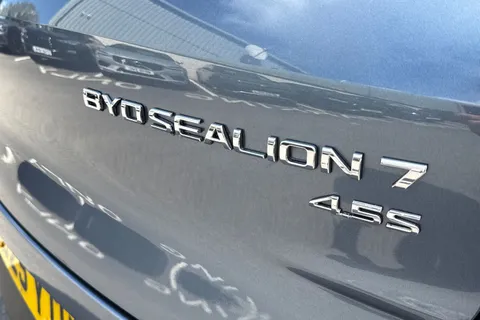 LB25YTH BYD Sealion 7 82.5kWh Design Auto AWD 5dr Thumbnail #35