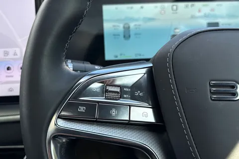 LB25YTH BYD Sealion 7 82.5kWh Design Auto AWD 5dr Thumbnail #50