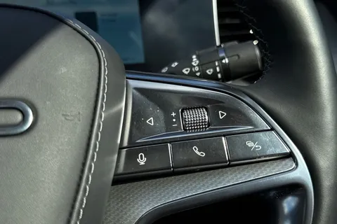 LB25YTH BYD Sealion 7 82.5kWh Design Auto AWD 5dr Thumbnail #51