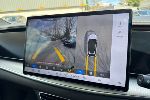 LB25YTH BYD Sealion 7 82.5kWh Design Auto AWD 5dr Thumbnail #59