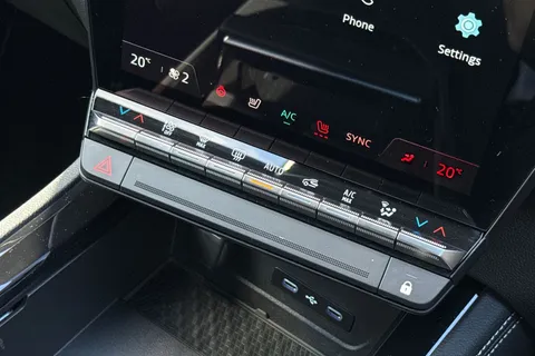 SL24RWW Renault Austral 1.2 E-TECH techno esprit Alpine Auto Euro 6 (s/s) 5dr Thumbnail #21