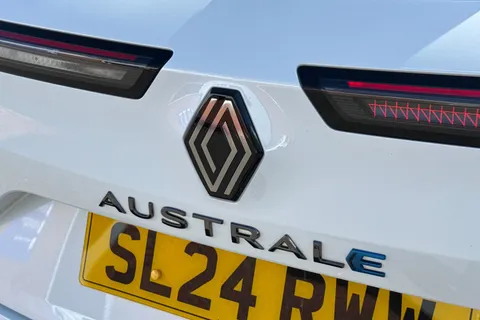 SL24RWW Renault Austral 1.2 E-TECH techno esprit Alpine Auto Euro 6 (s/s) 5dr Thumbnail #36