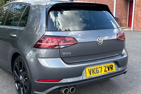 VK67ZVR Volkswagen Golf 2.0 TDI GTD Euro 6 (s/s) 5dr Thumbnail #9