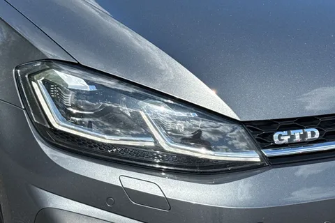 VK67ZVR Volkswagen Golf 2.0 TDI GTD Euro 6 (s/s) 5dr Thumbnail #27