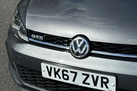 VK67ZVR Volkswagen Golf 2.0 TDI GTD Euro 6 (s/s) 5dr Thumbnail #29