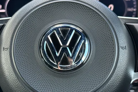 VK67ZVR Volkswagen Golf 2.0 TDI GTD Euro 6 (s/s) 5dr Thumbnail #38