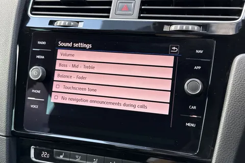 VK67ZVR Volkswagen Golf 2.0 TDI GTD Euro 6 (s/s) 5dr Thumbnail #52