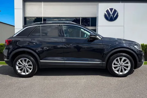 DU72GXK Volkswagen T-Roc 1.0 TSI Style 5dr Thumbnail #4