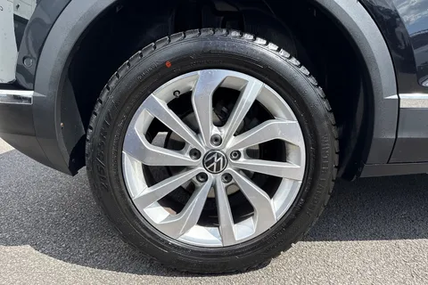 DU72GXK Volkswagen T-Roc 1.0 TSI Style 5dr Thumbnail #14