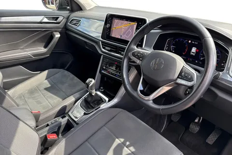 DU72GXK Volkswagen T-Roc 1.0 TSI Style 5dr Thumbnail #15