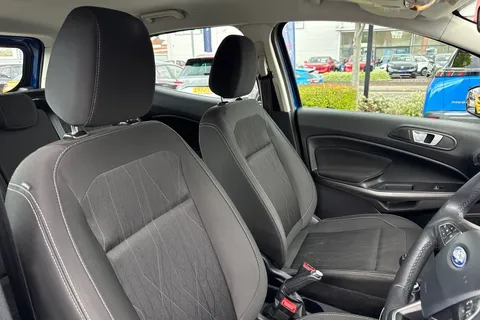 YD19VAB Ford Ecosport 1.0T EcoBoost Zetec Euro 6 (s/s) 5dr Thumbnail #25