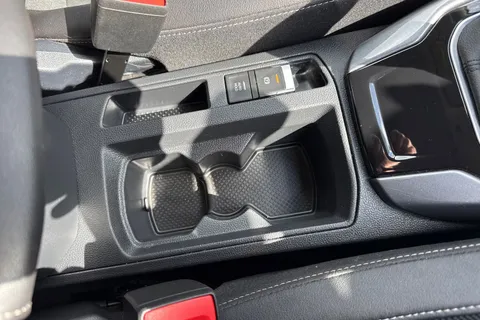 DU72GXK Volkswagen T-Roc 1.0 TSI Style 5dr Thumbnail #41