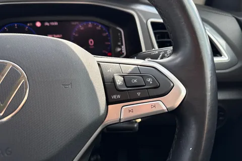 DU72GXK Volkswagen T-Roc 1.0 TSI Style 5dr Thumbnail #46