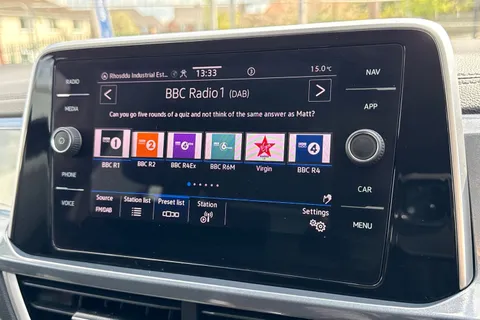 DU72GXK Volkswagen T-Roc 1.0 TSI Style 5dr Thumbnail #48