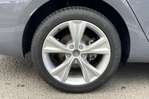  SEAT Leon 1.5 eHybrid 25.8kWh FR DSG Euro 6 (s/s) 5dr Thumbnail #11