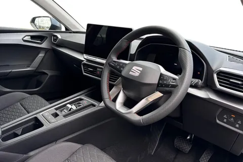  SEAT Leon 1.5 eHybrid 25.8kWh FR DSG Euro 6 (s/s) 5dr Thumbnail #13