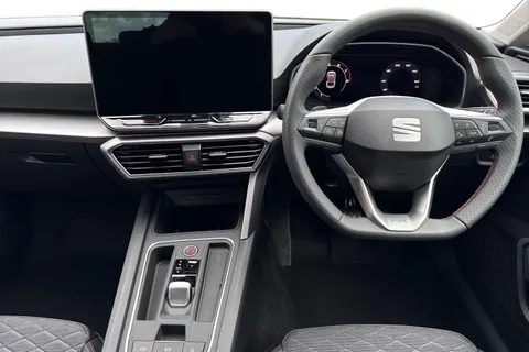  SEAT Leon 1.5 eHybrid 25.8kWh FR DSG Euro 6 (s/s) 5dr Thumbnail #17